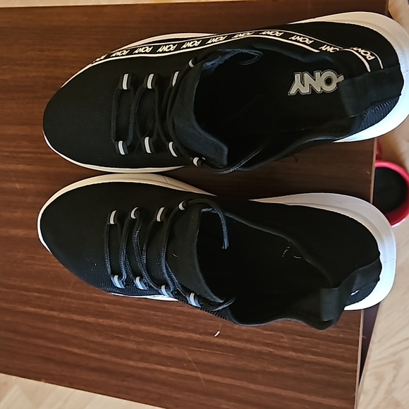 NWOT Pony PF2 trail riders never worn - Picture 2 of 4